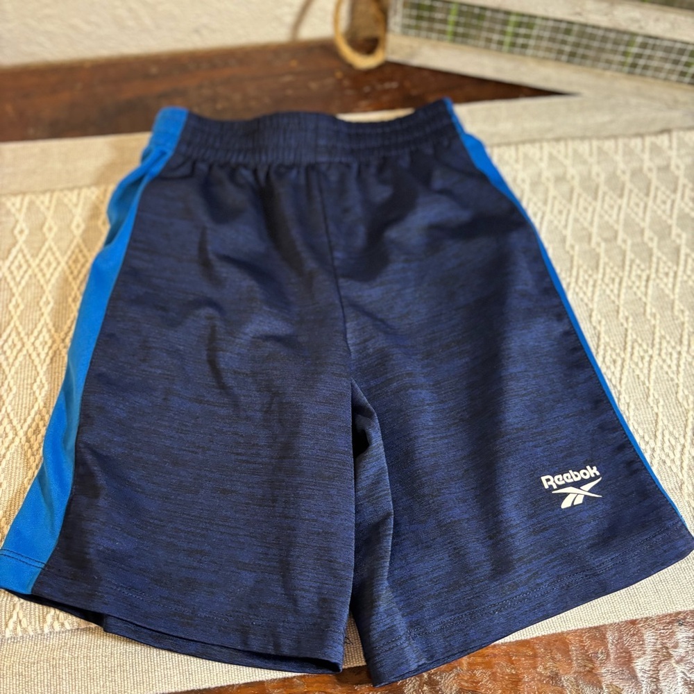 Reebok Boys Size 7 Basketball Shorts. 2 Tone Blue. Easy Pull Up.‎